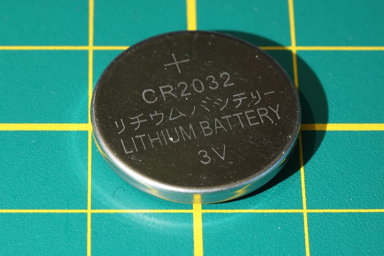 Lithium-ion Battery Cell 18650 – 2000 mAh, 1C