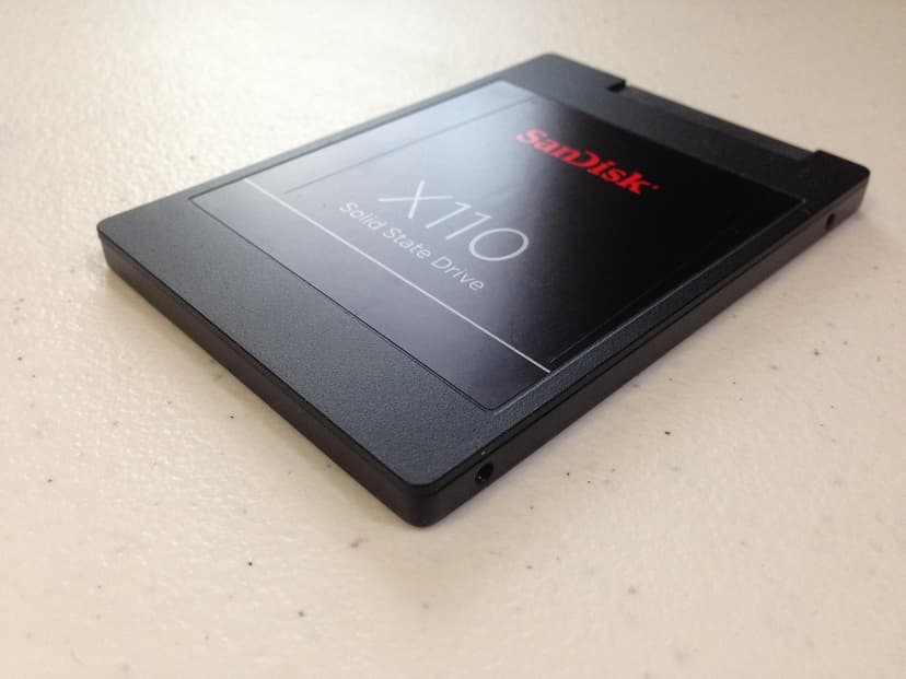 NVMe SSD – 256 GB, PCIe Gen3