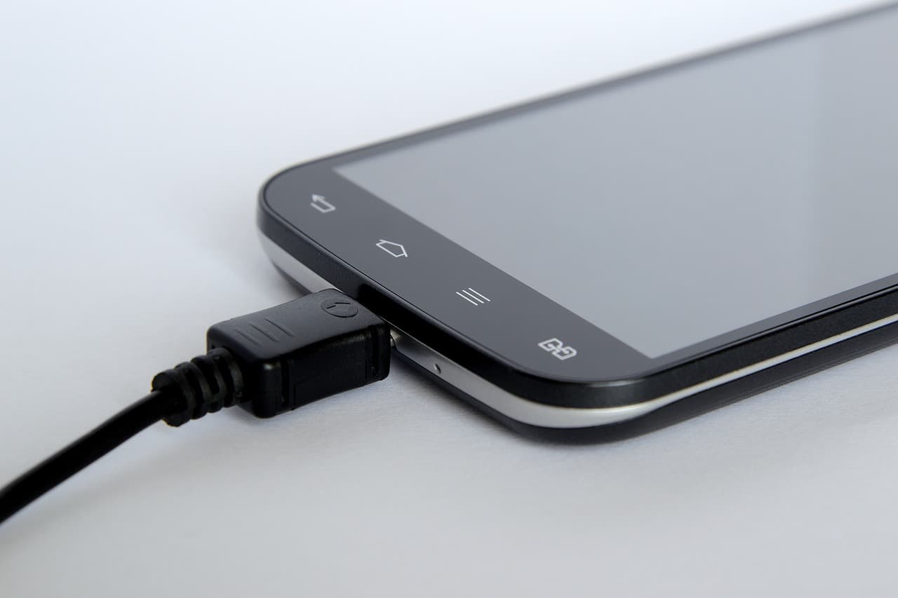 USB-C Fast Charger – 20 W, Single